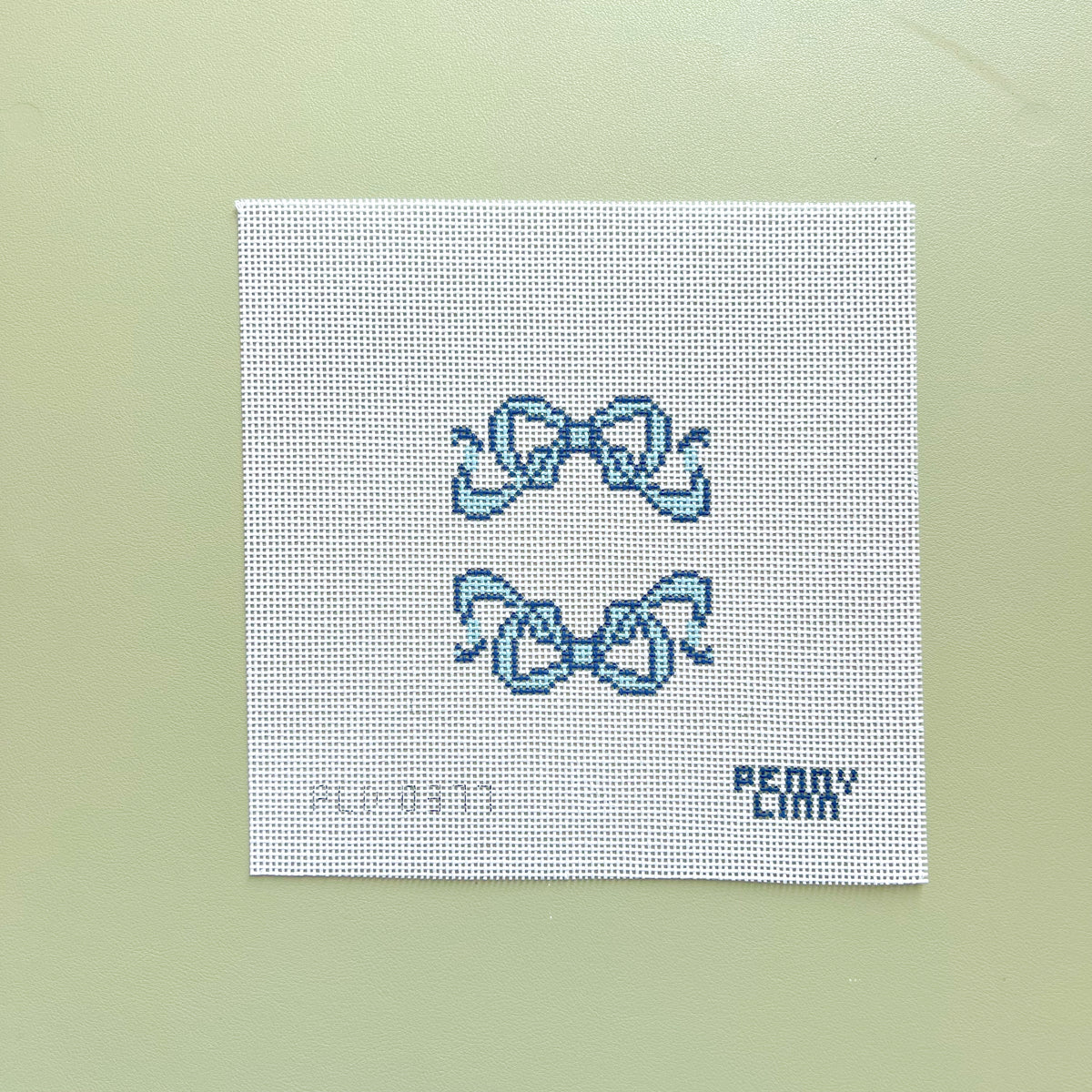 Double Ribbon Square Blue Needlepoint Canvas, 13 Mesh, 4"x4" Design Size
