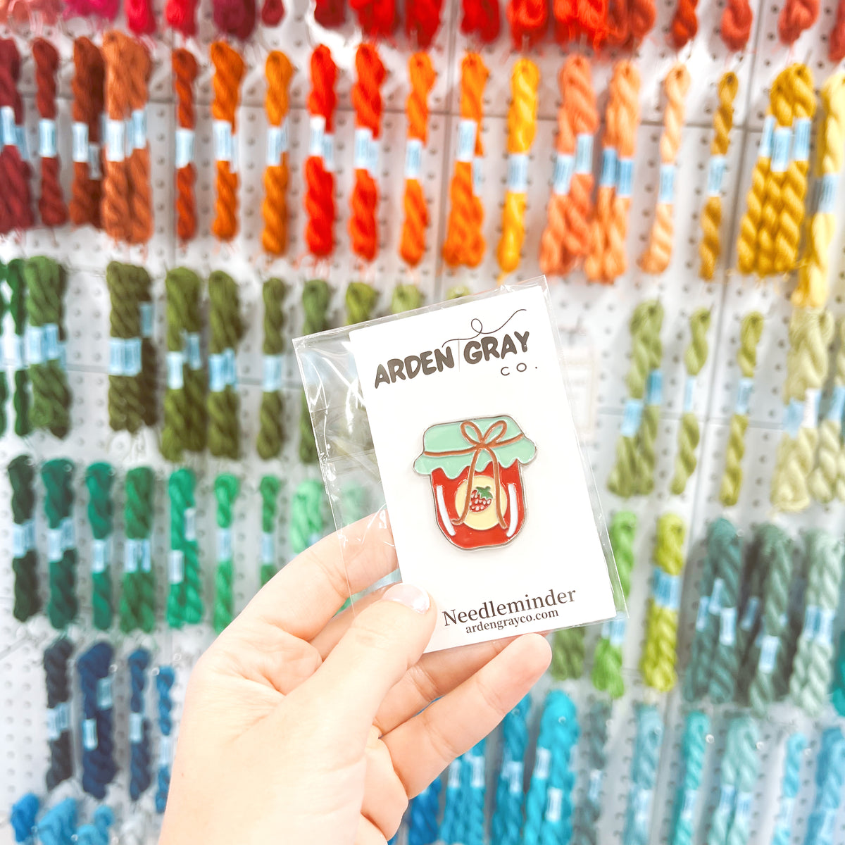 Strawberry Jar Needleminder