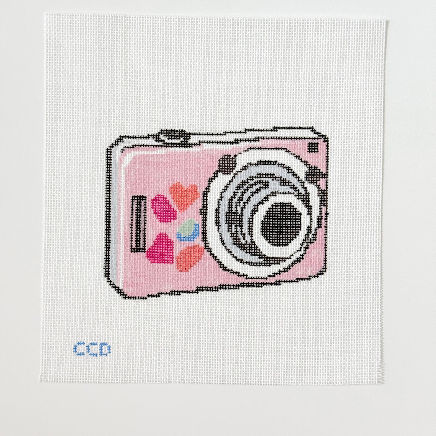 Wholesale Exclusive Pink Digital Camera 18 Mesh Hand Painted Needlepoint Canvas 4”x5”