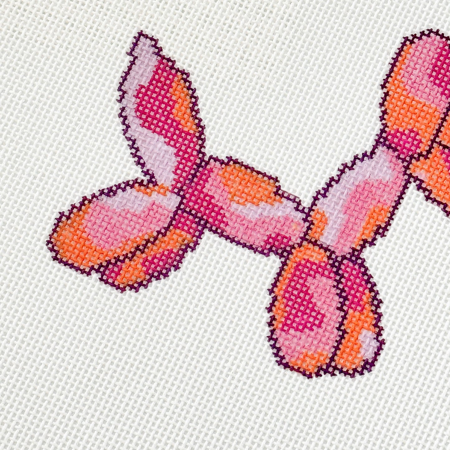 Wholesale Exclusive Groovy Balloon Dog 18 Mesh Hand Painted Needlepoint Canvas 4”x3”