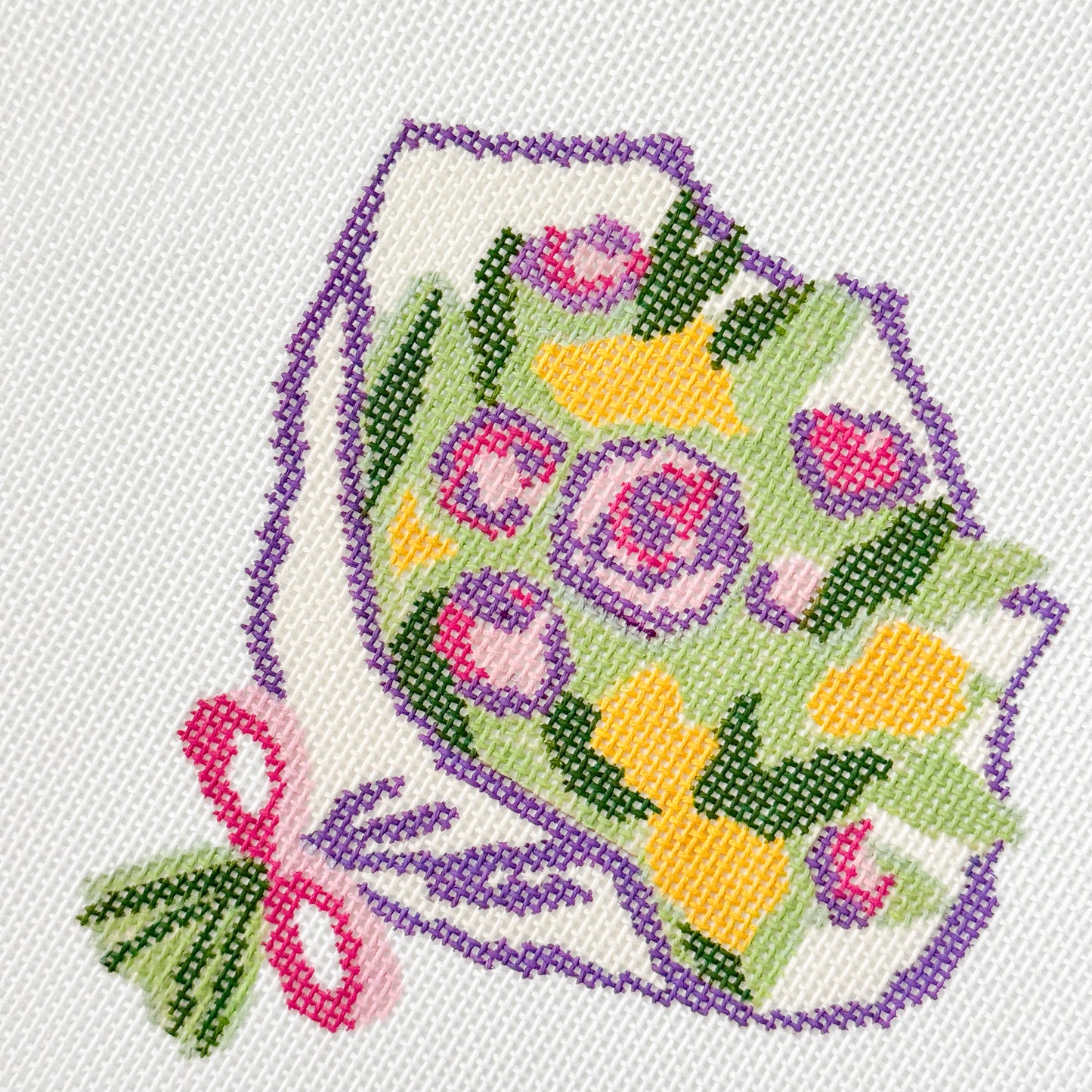 Wholesale Exclusive Flower Bouquet 18 Mesh Hand Painted Needlepoint Canvas 4”