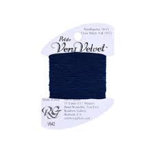 Petite Very Velvet Thread - V642