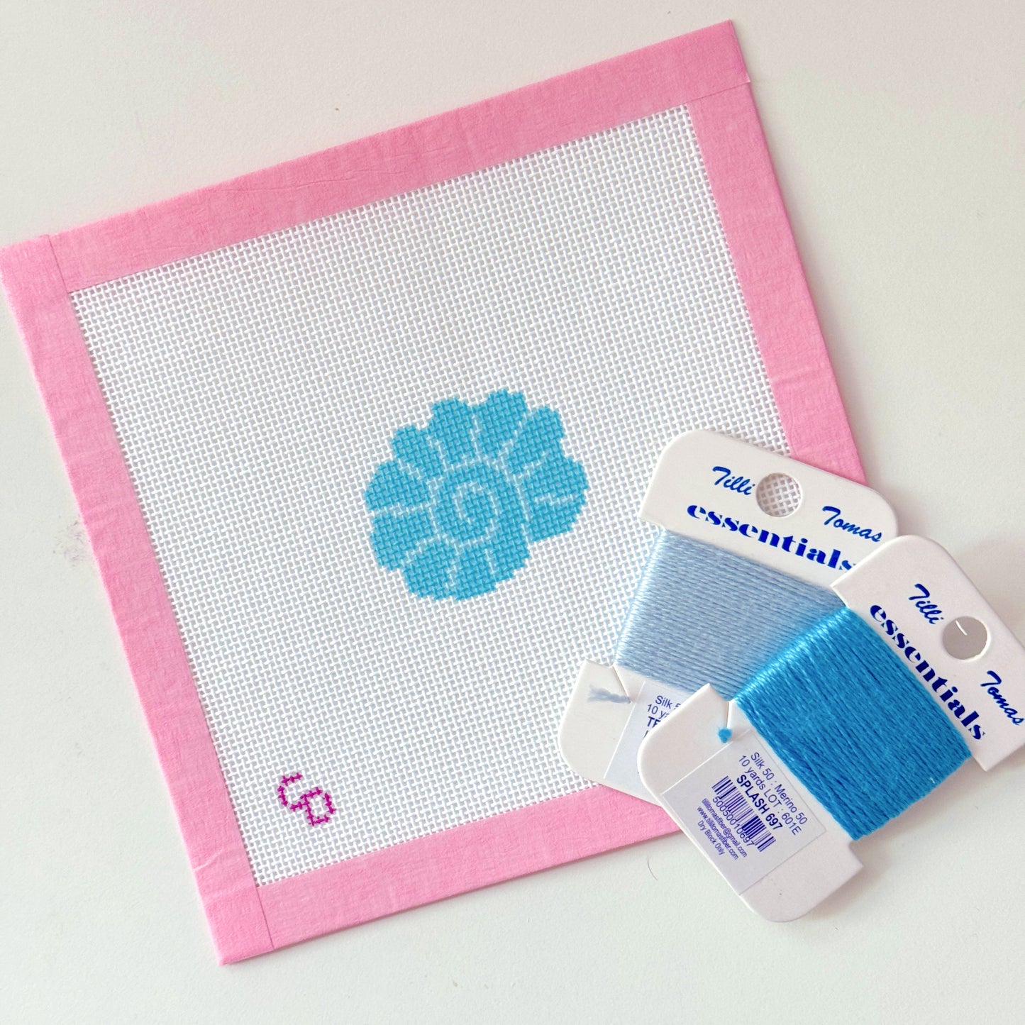 Mini Blue Seashell Needlepoint Canvas, Beginner Needlepoint Canvas, Mini Needlepoint Canvas, 18 Mesh, 2x2 Design