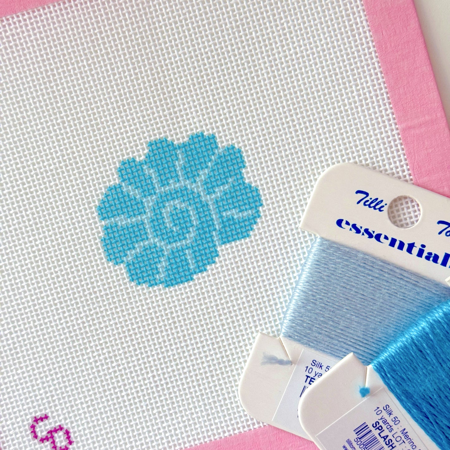 Mini Blue Seashell Needlepoint Canvas, Beginner Needlepoint Canvas, Mini Needlepoint Canvas, 18 Mesh, 2x2 Design