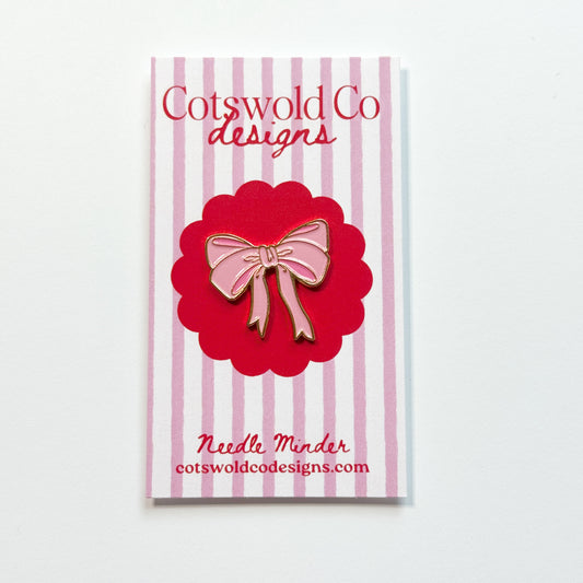 Pink Bow Gold Magnetic Needleminder, Needlepoint Accessories
