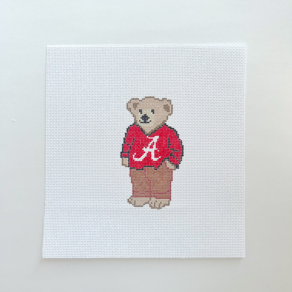 Roll Tide Alabama College Bear, 18 Mesh, 4.5x2.5 Design Size