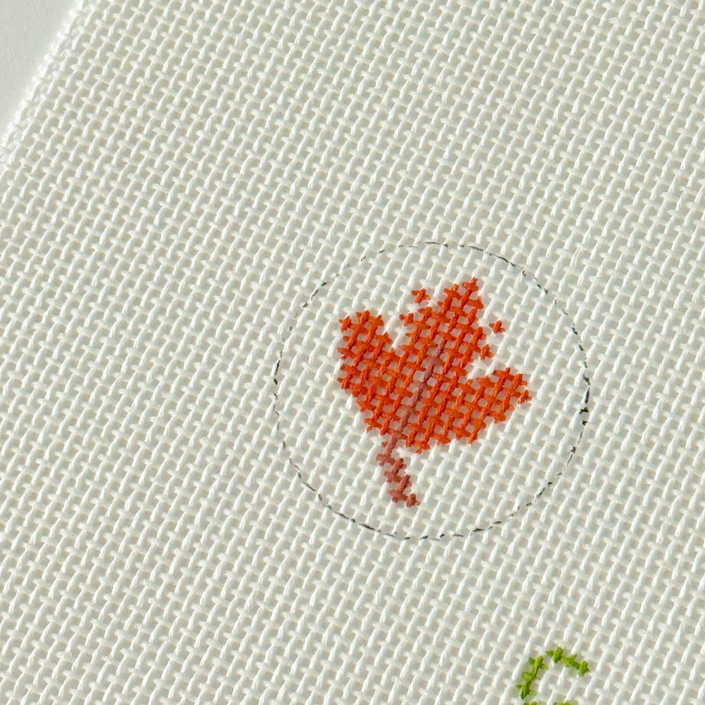 Mini 1” Round Fall Leaf Needlepoint Canvas, 18 Mesh, Mini Needlepoint Fall Canvas