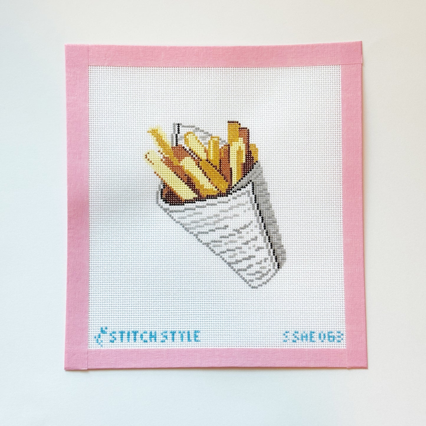 Frites in Newspaper Needlepoint Canvas, 18 Mesh, Foodie Needlepoint Canvas, 4x5 Design