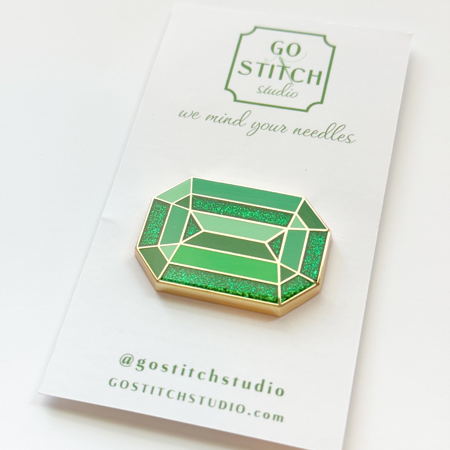 Sparkling Green Gem Needleminder, Needlepoint Accessories