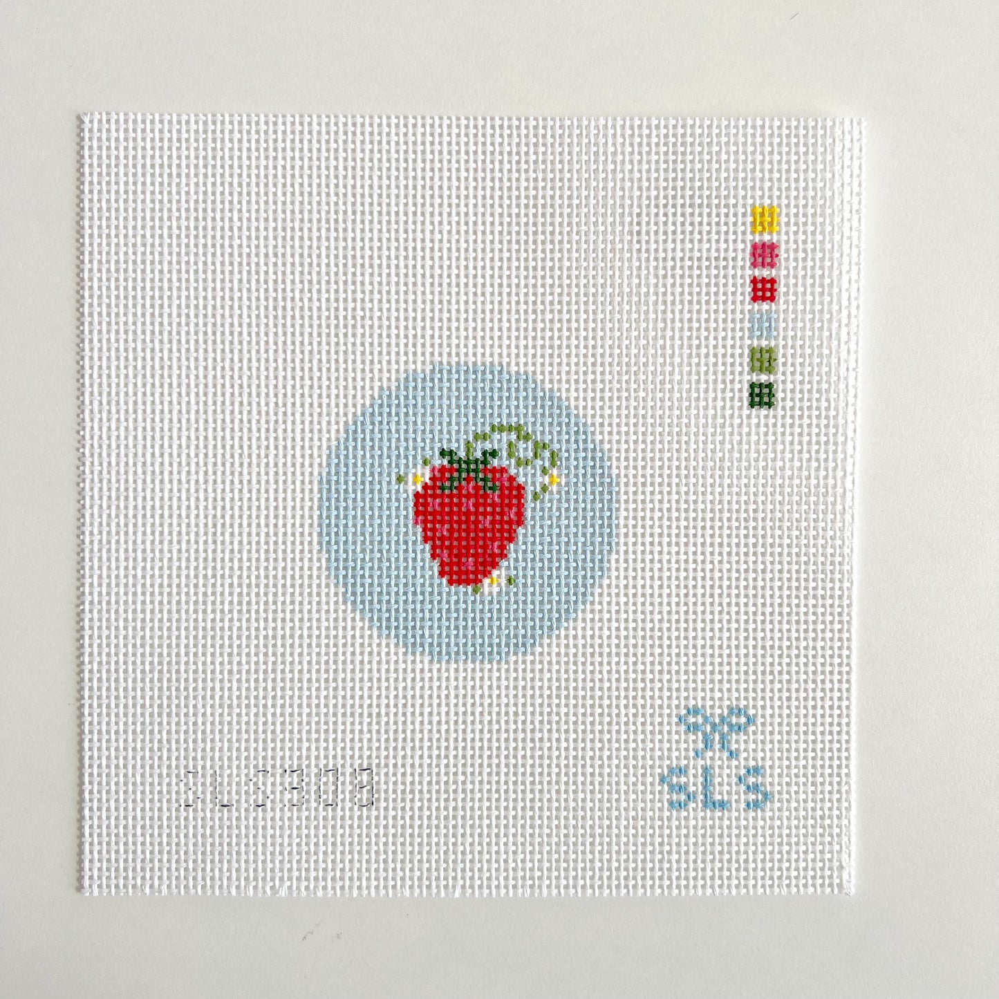 Small Strawberry Round with Light Blue Background, 13 Mesh,  2.7" round Design Size
