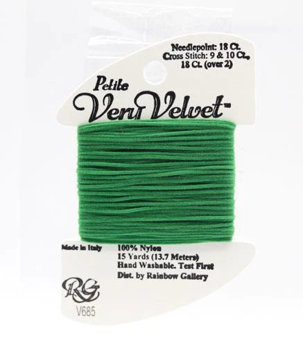 Petite Very Velvet Thread - V685 Turf Green
