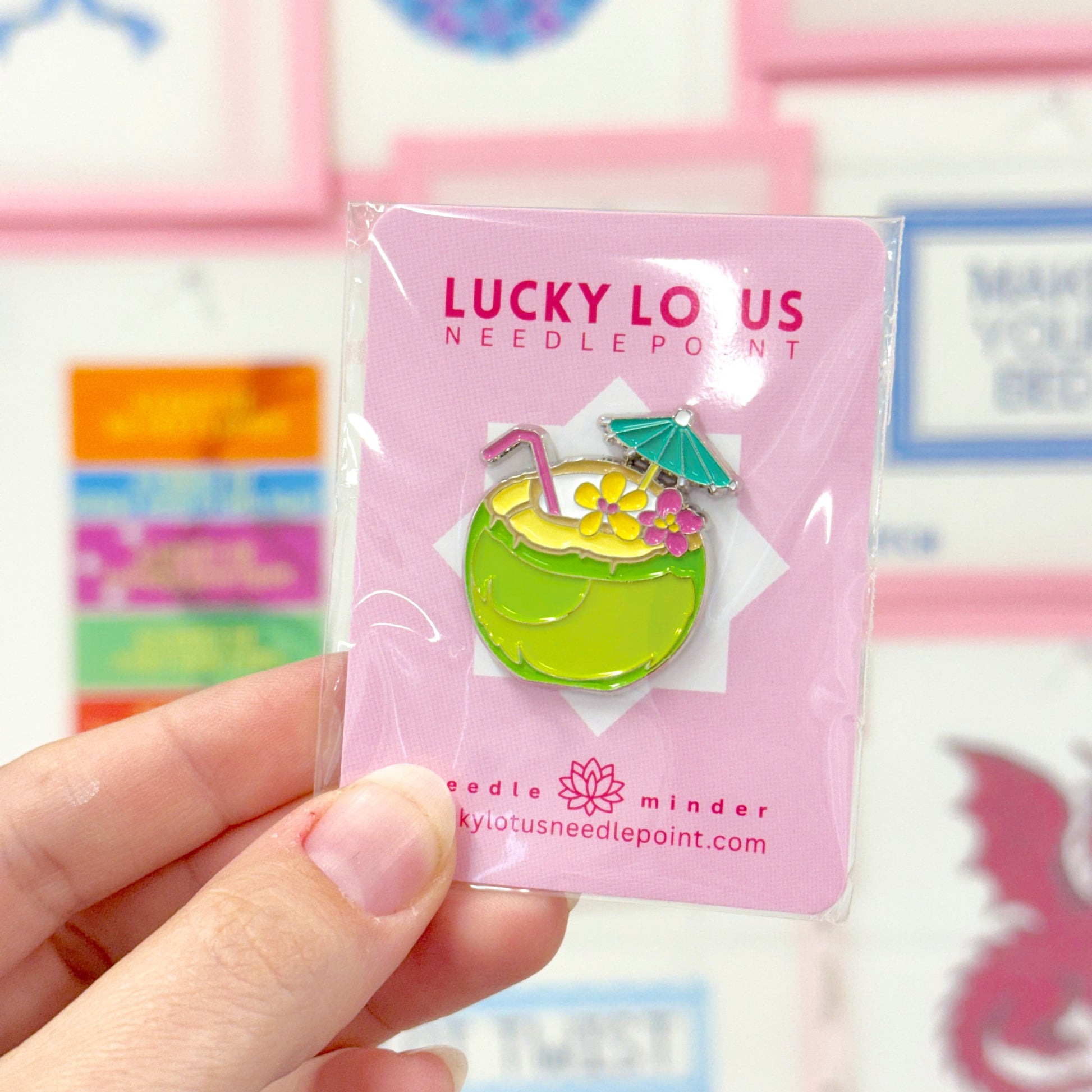 Lucky Lotus Needlepoint tropical coconut drink magnetic needle minder